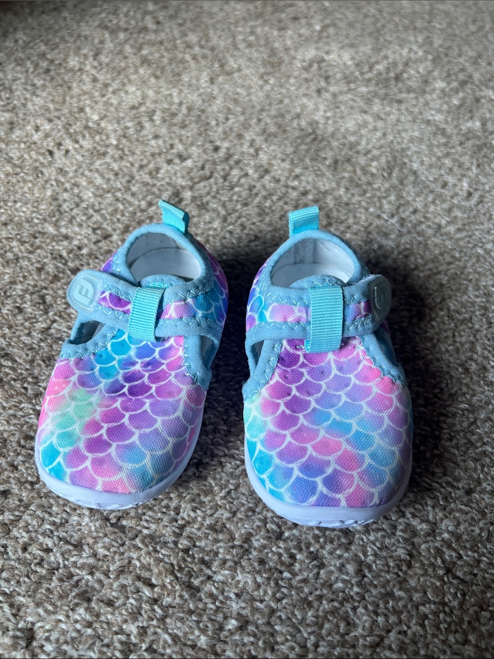 Toddler 5 in length Mermaid-Scale Water Shoes - Blue Pink Purple
